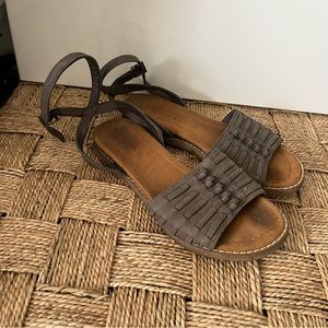 Bearpaw Sandals